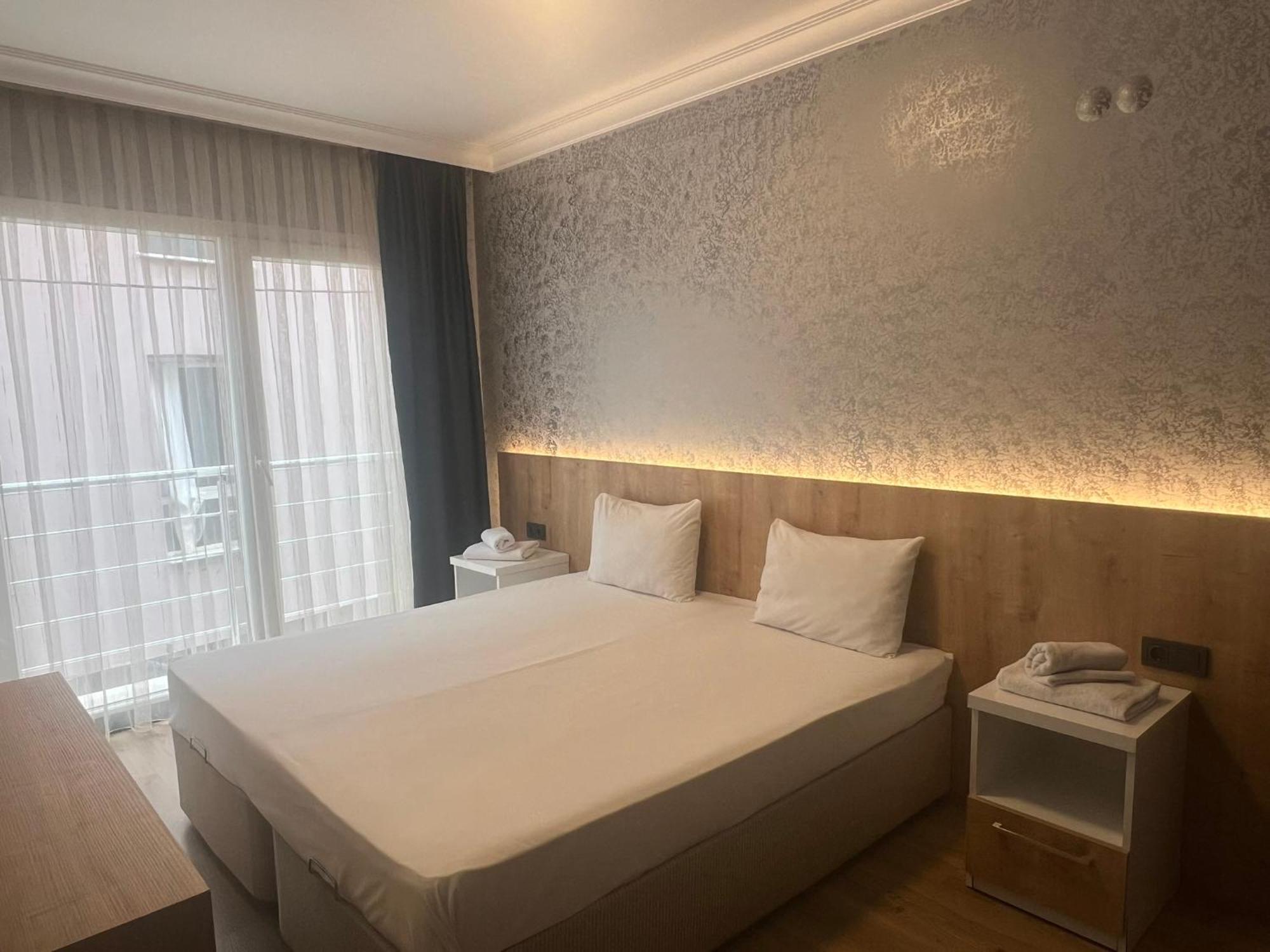 Park Ulusoy Hotel อิซมีร์ ภายนอก รูปภาพ