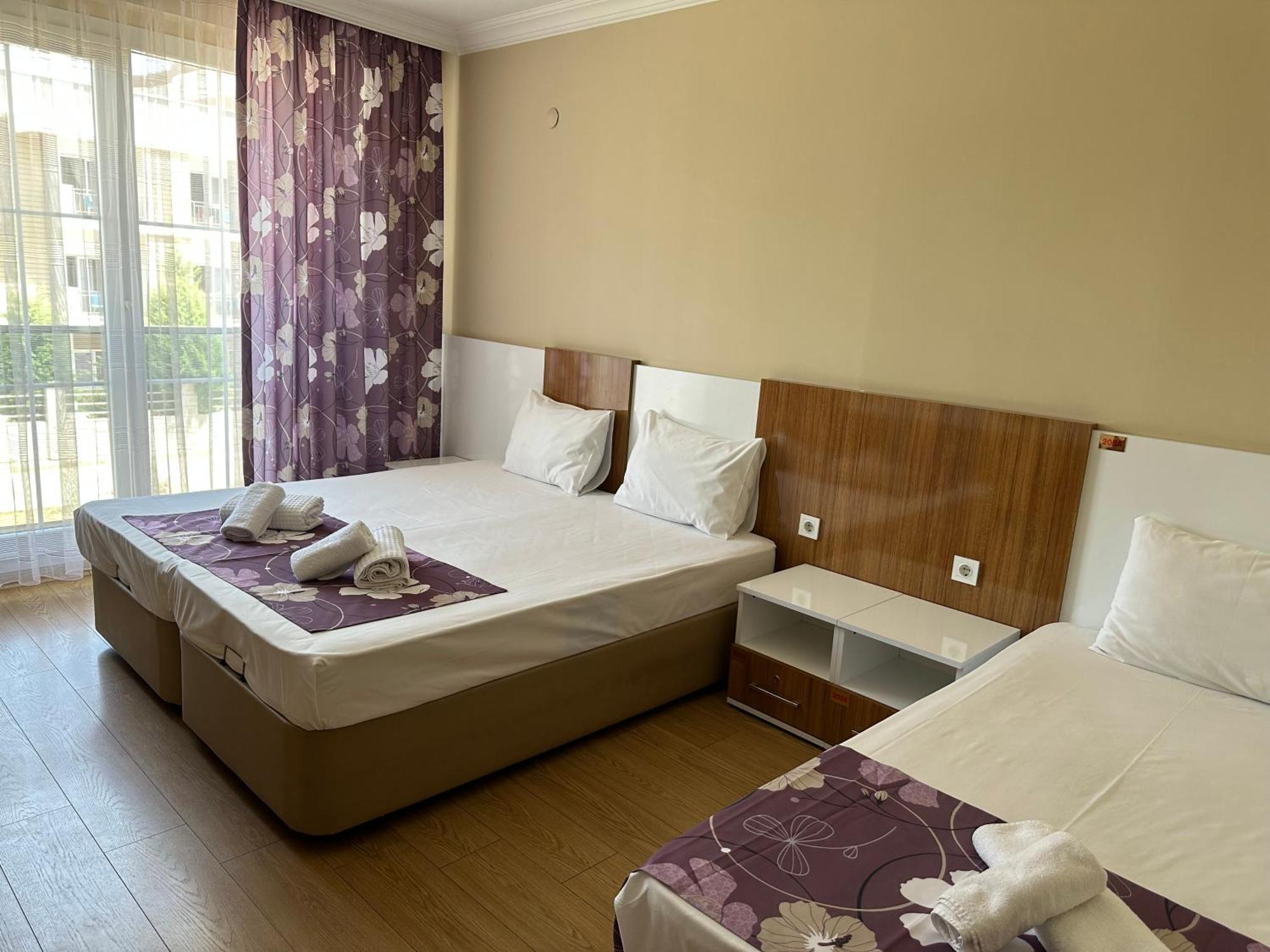 Park Ulusoy Hotel อิซมีร์ ภายนอก รูปภาพ