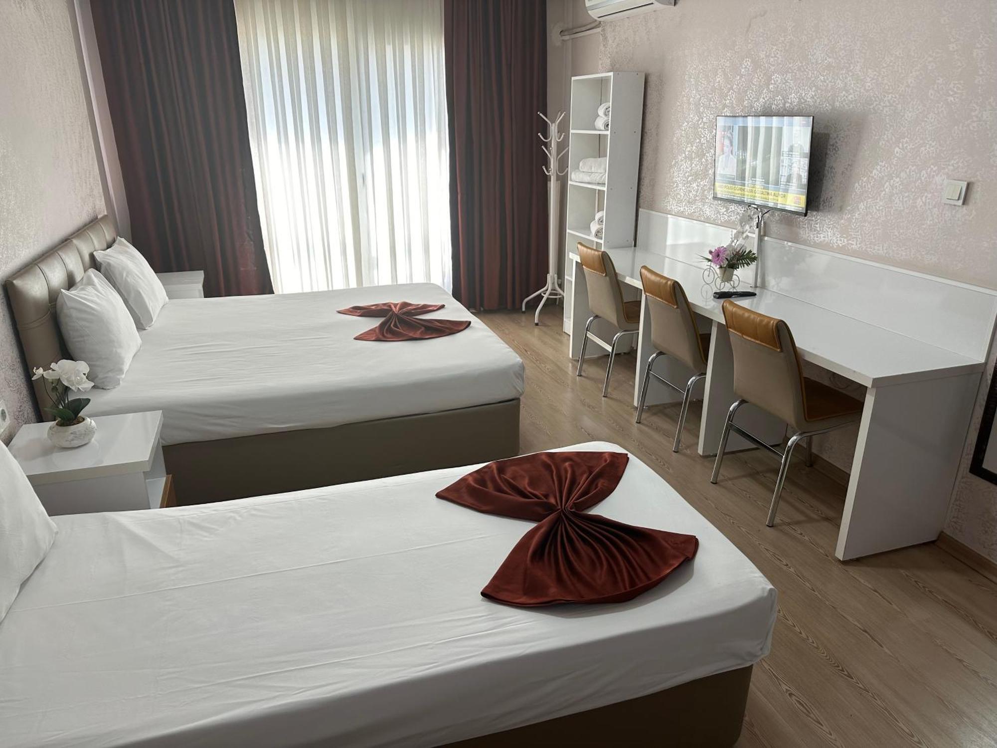 Park Ulusoy Hotel อิซมีร์ ภายนอก รูปภาพ